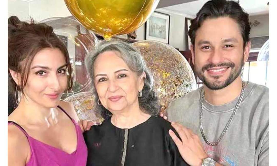 প্রেমিকের সঙ্গে দরকষাকষির প্রাথমিক পাঠ মা শর্মিলার কাছ থেকে পেয়েছিলেন মেয়ে সোহা আলি খান 