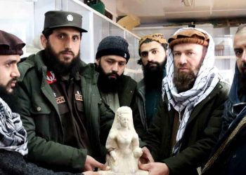 আফগানিস্তানে ২০০০ বছরের প্রাচীন বৌদ্ধ যুগের মূর্তি আবিষ্কার