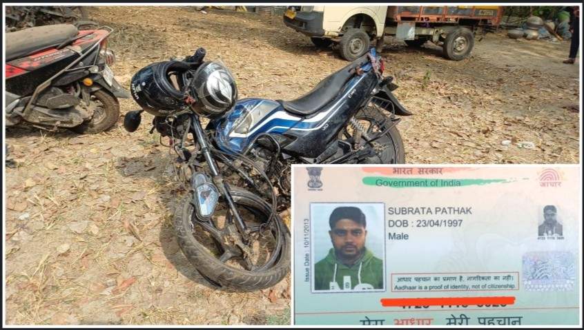 ভাতারে বেহাল রাস্তা কেড়ে নিল বাইক আরোহীর প্রাণ, গুরুতর জখম আরও এক