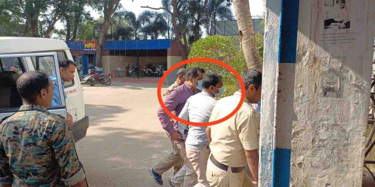 রাইস মিল মালিককে ডেকে এনে লুটপাট ও আটকে রেখে মুক্তিপণ আদায়ের চেষ্টার ঘটনায় আরও  ২ দুষ্কৃতীকে গ্রেপ্তার করল ভাতার পুলিশ 