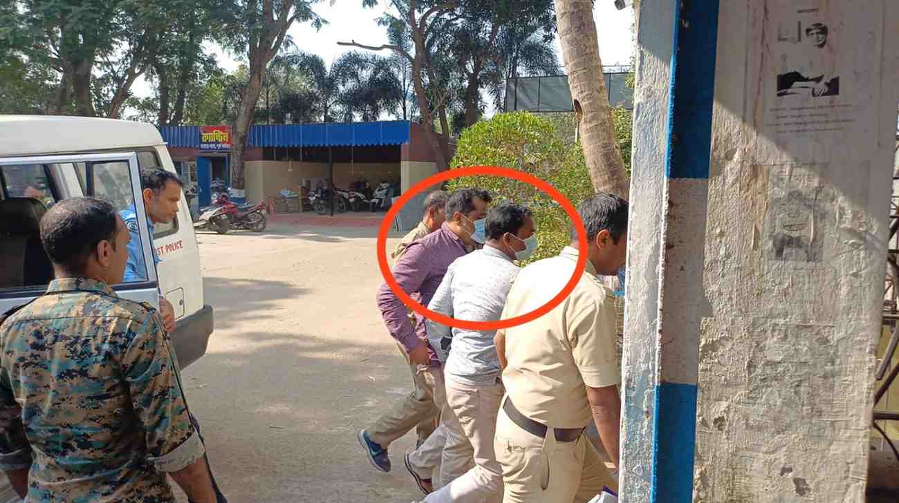 রাইস মিল মালিককে ডেকে এনে লুটপাট ও আটকে রেখে মুক্তিপণ আদায়ের চেষ্টার ঘটনায় আরও  ২ দুষ্কৃতীকে গ্রেপ্তার করল ভাতার পুলিশ 