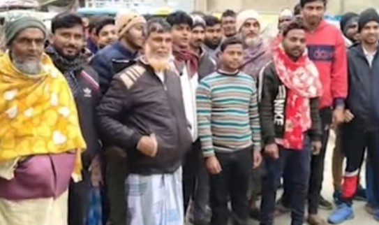 চাঁচলের সুতিগ্রামের একটি বুথের ২৭৮ জনের কাছে এল রি- ভেরিফিকেশনের নোটিশ, বিজেপি বলছে অনুপ্রবেশকারীদের ঠাঁই নাই