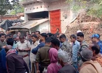 তৃণমূলের প্রাক্তন ব্লক সভাপতির অনুগামীর সঙ্গে হাতাহাতির জেরে মন্ত্রী সিদ্দিকুল্লা চৌধুরীর অনুগামীর  মৃত্যুতে উত্তেজনা 