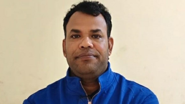 প্রাণ বাঁচাতে ভারতে ঢুকতে গিয়ে ধরা পড়ে গেল আওয়ামী লীগের যুব নেতা মহম্মদ রাসেল পাঠান