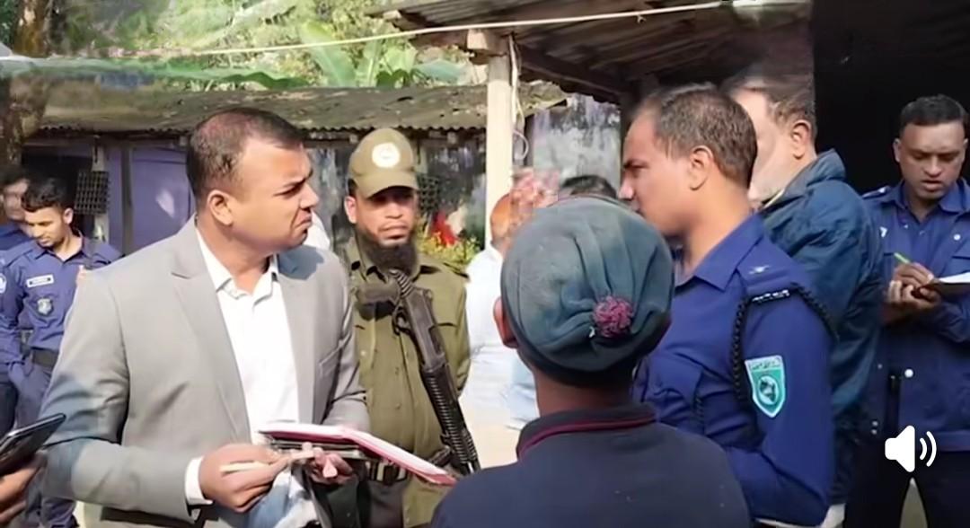 মুক্তিযোদ্ধা যোগেশ চন্দ্র রায় ও তাঁর স্ত্রী সুবর্ণা রায়কে নিজ বাড়িতে জবাই করে খুন