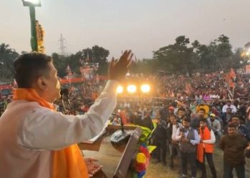 “মেসিকে দেখতে পেলেন না, মাসির বাড়ি কালীঘাটে গিয়ে টিকিটের টাকা আদায় করুন” : শুভেন্দু অধিকারী 