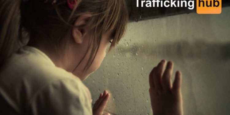 অশ্লীল চলচিত্র জগতে বিক্রি করে দেওয়া একটি শিশুকন্যার করুন কাহিনী 