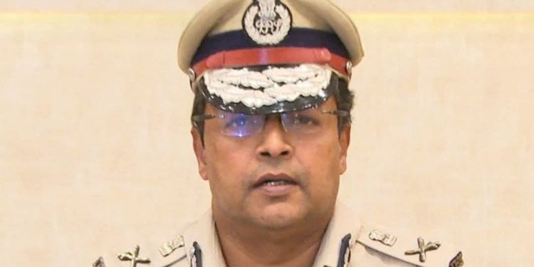 নতুন পুলিশ কমিশনারকে নিয়ে সিঁদূরে মেঘ দেখছেন হিন্দুত্ববাদীরা