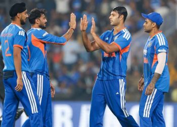 প্রথম টি-টোয়েন্টি : অভিষেক শর্মার বিস্ফোরক ব্যাটিং; নিউজিল্যান্ডের বিরুদ্ধে ভারতের বড় জয়