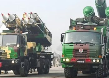 সূর্যাস্ত্র : ভারতীয় সেনাবাহিনীর অস্ত্রাগারে যুক্ত হল দেশীয় প্রযুক্তিতে নির্মিত দূরপাল্লার মাল্টি-ক্যালিবার রকেট লঞ্চার