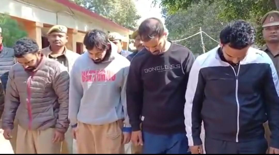 ইউপির মির্জাপুরে জিমের আড়ালে ধর্মান্তরকরণ ও যৌন নির্যাতনের মামলায় গ্রেপ্তার আলী আলম, ফয়সাল খান, জহির খান ও  শাদাব 