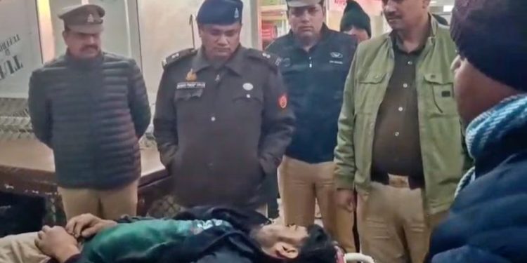 গণধর্ষণ সহ ১৭টি মামলার আসামি কুখ্যাত অপরাধী তালিব ওরফে আজমকে ইউপি পুলিশের এনকাউন্টারে খতম করেছে