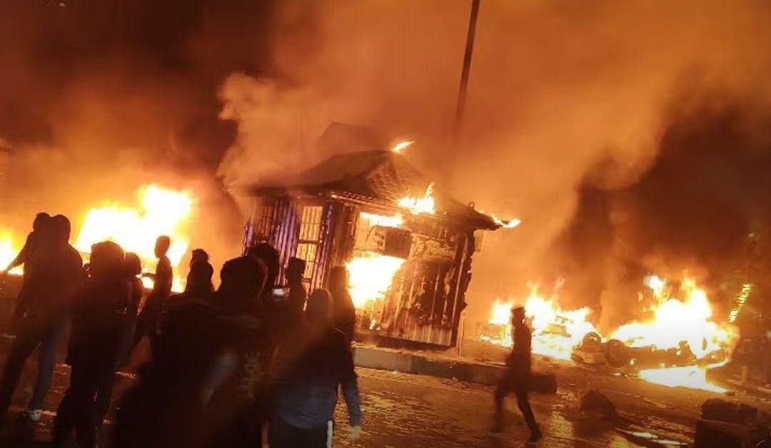 ইরানের কারাগারে বন্দী বিক্ষোভকারীদের উপর বর্বরতা শুরু করেছে আলি খোমিনির বাহিনী 