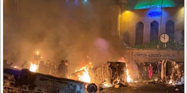 ভারতীয়দের অবিলম্বে ইরান ত্যাগের নির্দেশ দিল নয়াদিল্লি, আজ রাতেই হামলা চালাতে পারে আমেরিকা