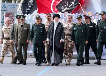 নিজের দেশের নাগরিকদের হত্যার জন্য সিরিয়া ও ইরাকের অনুগত সন্ত্রাসীদের ভাড়ায় এনেছে আয়াতুল্লাহ আলি খোমেনি