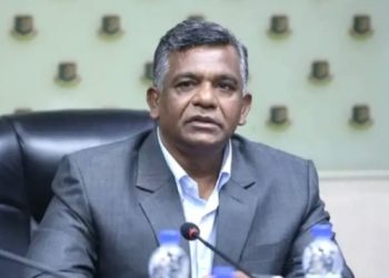 চিরতরে দেশ ছেড়ে পালিয়ে গেলেন বাংলাদেশ ক্রিকেট বোর্ডের সভাপতি
