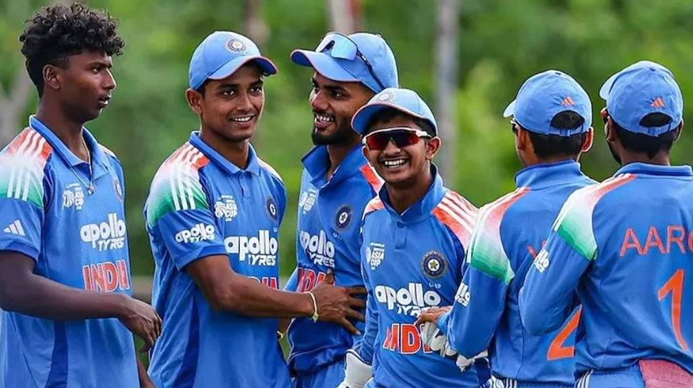 অনূর্ধ্ব-১৯ বিশ্বকাপ: জিম্বাবুয়েকে ২০৪ রানে হারিয়ে ভারত সুপার সিক্সে এক নম্বর স্থান নিশ্চিত করেছে 