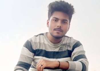 বাংলাদেশে হিন্দুদের মৃত্যু মিছিল অব্যাহত, নওগাঁয় নদী থেকে উদ্ধার হল মেধাবী কলেজ ছাত্র অভি’র দেহ 