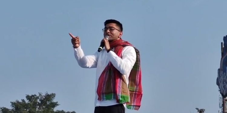 “মানুষের সামনে মুখ দেখাবেন না” অভিষেক ব্যানার্জি ; হঠাৎ হল কি ?