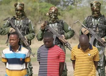 নাইজেরিয়ায় ইসলামপন্থী সন্ত্রাসীরা ১১ জন খ্রিস্টানকে হত্যা করেছে ; আগুন লাগিয়েছে গির্জায়