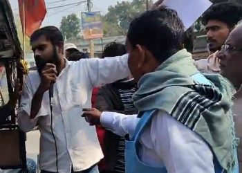 এসআইআর শুনানি চলাকালীন মাইকে তৃণমূল বিরোধী শ্লোগানে সিপিএমের উপর বেজায় চটলেন মন্ত্রী স্বপন দেবনাথ  