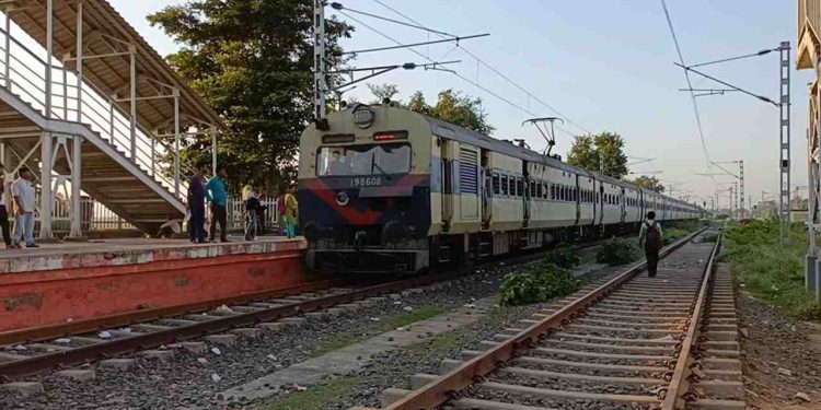 বর্ধমান-হাওড়া কর্ড ও মেন লাইন সংযুক্ত করতে উদ্যোগী হল রেল মন্ত্রক