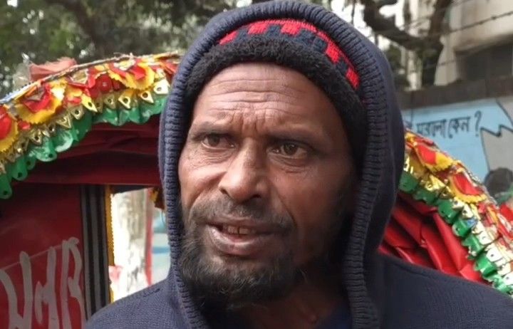 “ভারতের বানর গুলো যদি ছেড়ে দেয় তাহলে আমরা শ্যাষ…..” : বাংলাদেশি রিক্সা চালকের উপলব্ধির প্রশংসা করছে সেদেশের মানুষ