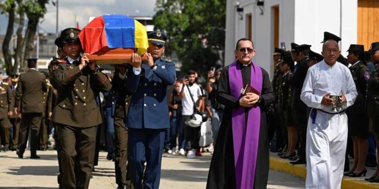 মার্কিন সামরিক হামলায় প্রায় ১০০ জন নিহত হয়েছে বলে জানালেন ভেনেজুয়েলার স্বরাষ্ট্রমন্ত্রী