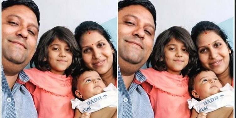 যৌনতার টানে কলেজ শিক্ষক স্বামী ও দুই শিশুকন্যাকে ফেলে ভিন ধর্মের ট্যাক্সি ড্রাইভারের সঙ্গে  পালিয়ে যায় হিন্দু মহিলা ; ৭ বছর আগের দুই শিশুসহ ওই শিক্ষকের করুন পরিনতির কাহিনী আজও মনকে নাড়া দেয় 