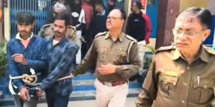 কাঁটাতার বিহীন উন্মুক্ত সীমান্ত দিয়ে ঢুকে ধরা পড়ল ৫ বাংলাদেশি অনুপ্রবেশকারী, গ্রেপ্তার স্থানীয় এক সহযোগীও  