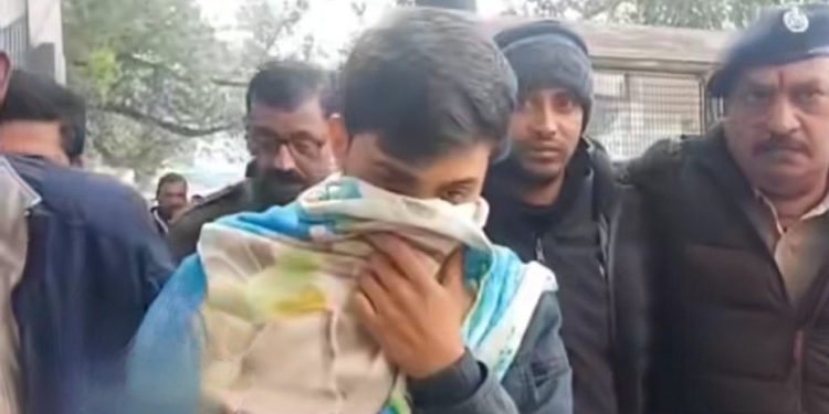 মালদায় ভারত-বাংলাদেশ সীমান্ত থেকে ব্রাউন সুগারসহ দুই মাদক পাচারকারী গ্রেপ্তার 