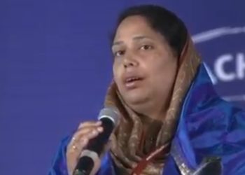 “ঘর পেতে হলে একমাত্র মমতা ব্যানার্জিকেই ফোন করতে হবে” : মন্ত্রী সাবিনা ইয়াসমিনের “ঘরের টোপ” বক্তব্য শেয়ার করে শুভেন্দু অধিকারীর প্রতিক্রিয়া : “তৃণমূল মানেই হুমকি-ধমকি-কাটমানি” 