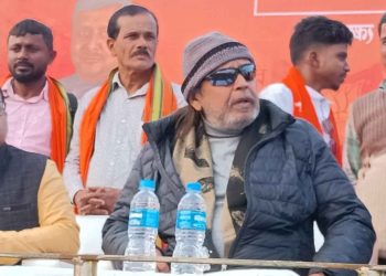 তৃণমূল সরকারের পতনের “গ্যারান্টি” দিয়ে মমতা ব্যানার্জির উদ্দেশ্যে মিঠুন চক্রবর্তীর চ্যালেঞ্জ : “পেনাল্টিতে কি করে গোল করতে হয় সেটা এবারে দেখিয়ে দেবো” 