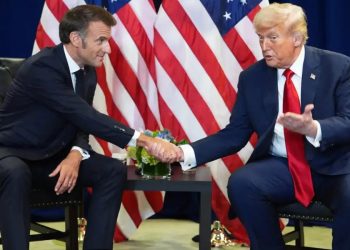 গাজার “শান্তি পরিষদ”-এ যোগদান না করলে ফরাসি মদের উপর ২০০% শুল্ক আরোপের হুমকি : চুড়ান্ত দাদাগিরি শুরু করেছেন ট্রাম্প 