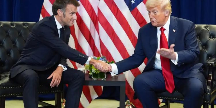 গাজার “শান্তি পরিষদ”-এ যোগদান না করলে ফরাসি মদের উপর ২০০% শুল্ক আরোপের হুমকি : চুড়ান্ত দাদাগিরি শুরু করেছেন ট্রাম্প 