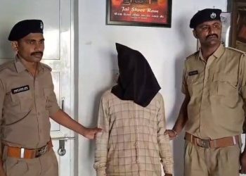 এফআইআর দায়েরের মাত্র ৪৫ দিনের মধ্যে ৭ বছরের মেয়ের ধর্ষণকারীকে ফাঁসির সাজা দিল গুজরাটের আদালত 