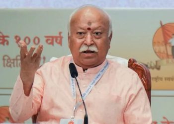 “যদি ১.২৫ কোটি হিন্দু যুদ্ধ করার সিদ্ধান্ত নেয় তাহলদ…”  : বাংলাদেশ সম্পর্কে আরএসএস প্রধানের বড় মন্তব্য