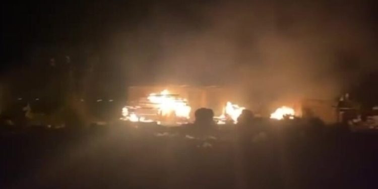 রমজান চলাকালীন ফের আফগানিস্তানে বিমান হামলা চালালো পাকিস্তান