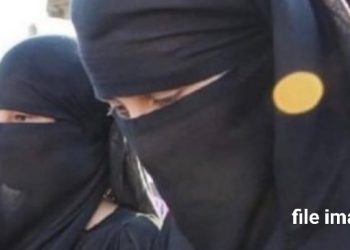 তিন দশক ধরে গোপনে বসবাস করছিল পাকিস্তানি মা ও মেয়ে, অবশেষে গুপ্তচরবৃত্তি এবং গোপন তথ্য পাচারের অভিযোগে মামলা দায়ের করল ইউপি পুলিশ 