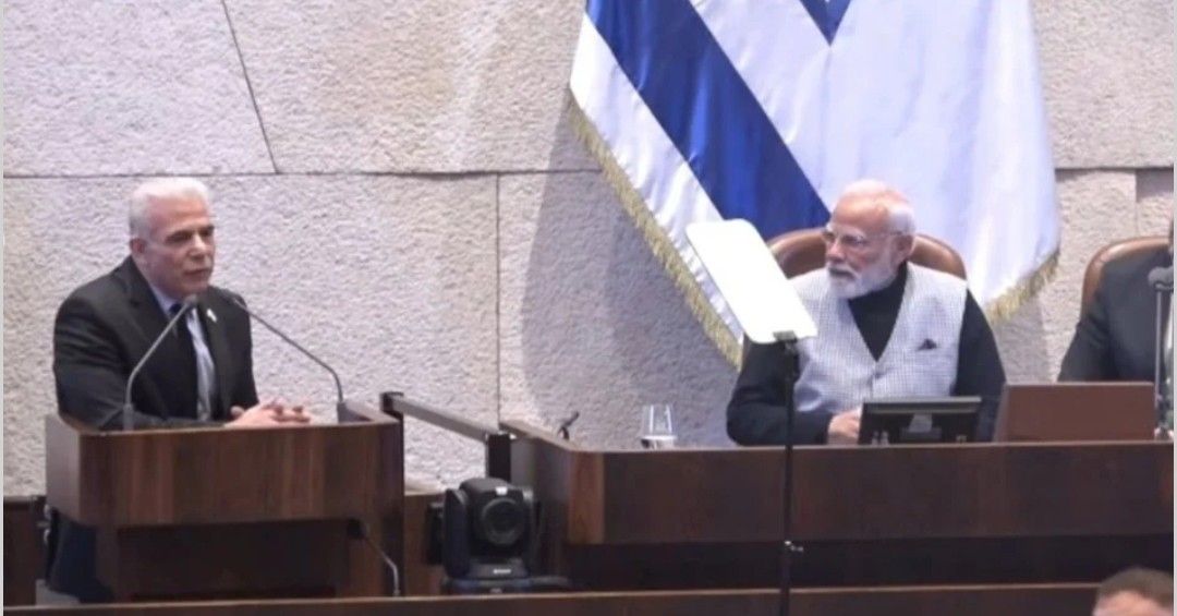 নরেন্দ্র মোদীর ভাষণ শুরু হতেই পার্লামেন্ট ফিরে এলেন ইসরায়েলি বিরোধী নেতা, বললেন : “আপনার কারনে ওয়াকআউট নয়, আমরা আপনার ভাষণ শুনতে উদগ্রীব” 