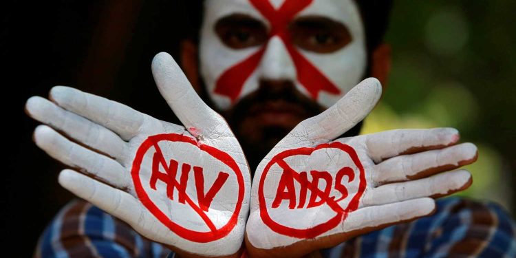 বর্ধমানে উচ্চ শিক্ষিত যুবকদের মধ্যে বাড়ছে এইচআইভি সংক্রমণ, উদ্বিগ্ন স্বাস্থ্য দফতর 