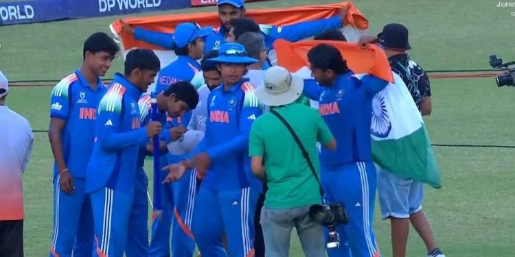 রেকর্ড ষষ্ঠবারের মতো অনূর্ধ্ব-১৯ বিশ্বকাপ জিতেছে ভারতীয় যুব দল