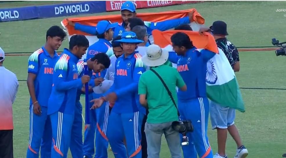 রেকর্ড ষষ্ঠবারের মতো অনূর্ধ্ব-১৯ বিশ্বকাপ জিতেছে ভারতীয় যুব দল