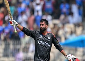 শক্তিশালী নিউজিল্যান্ডের বিপক্ষে  ভারতীয় বংশভূত কানাডিয়ান যুবরাজ সামরার রেকর্ড