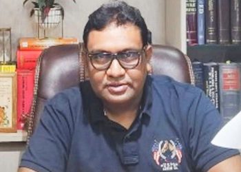 সিপিএমপন্থী আইনজীবী ফিরদৌস শামিমের বিরুদ্ধে যৌন হেনস্তার মামলা দায়ের করলেন তারই এক জুনিয়র মহিলা আইনজীবী ! 