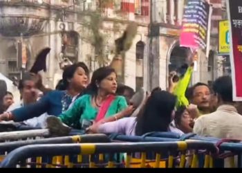 শুভেন্দু অধিকারীকে লক্ষ্য করে জুতো ছুড়ল তৃণমূলপন্থীরা, “মে মাসে উলটো করে ঝোলানো হবে” : হুঁশিয়ারি বিরোধী দলনেতার 