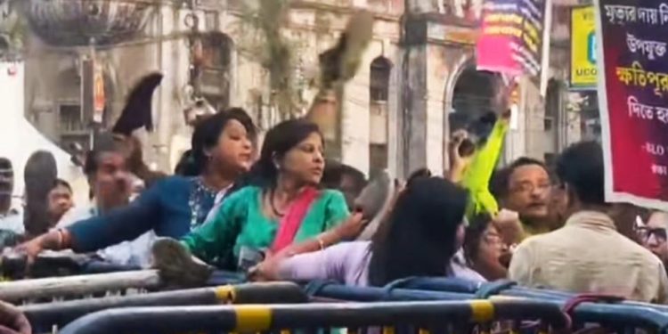শুভেন্দু অধিকারীকে লক্ষ্য করে জুতো ছুড়ল তৃণমূলপন্থীরা, “মে মাসে উলটো করে ঝোলানো হবে” : হুঁশিয়ারি বিরোধী দলনেতার 