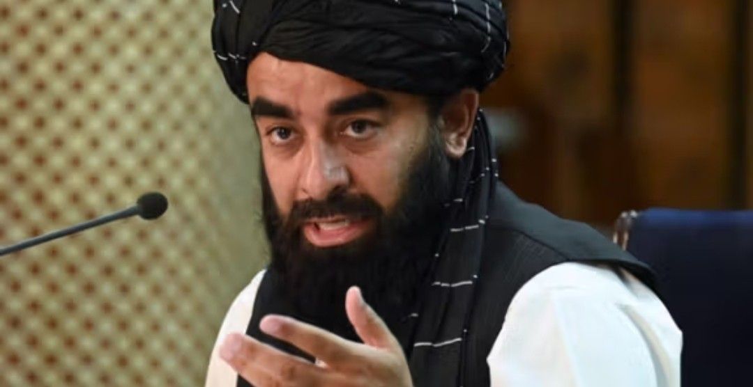 “আমরা সাধারণ মানুষ নয়, পাকিস্তানি সেনাদের মারব ; আমরা কি করতে পারি এবার দেখবে ওরা” : বললেন তালিবান নেতা জাবিউল্লাহ মুজাহিদ