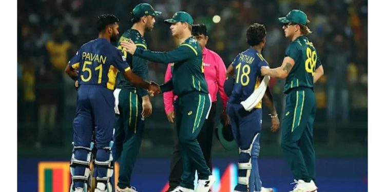 টি-২০ বিশ্বকাপ : অস্ট্রেলিয়াকে ৮ উইকেটে হারিয়েছে শ্রীলঙ্কা 