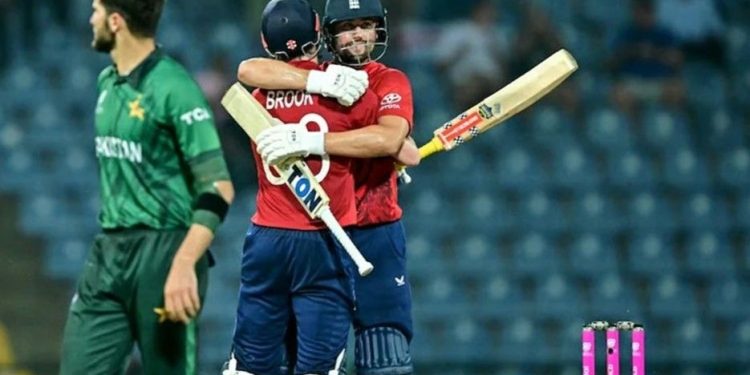 ব্রুকের দুর্দান্ত সেঞ্চুরি; পাকিস্তানের বিপক্ষে ইংল্যান্ডের জয়